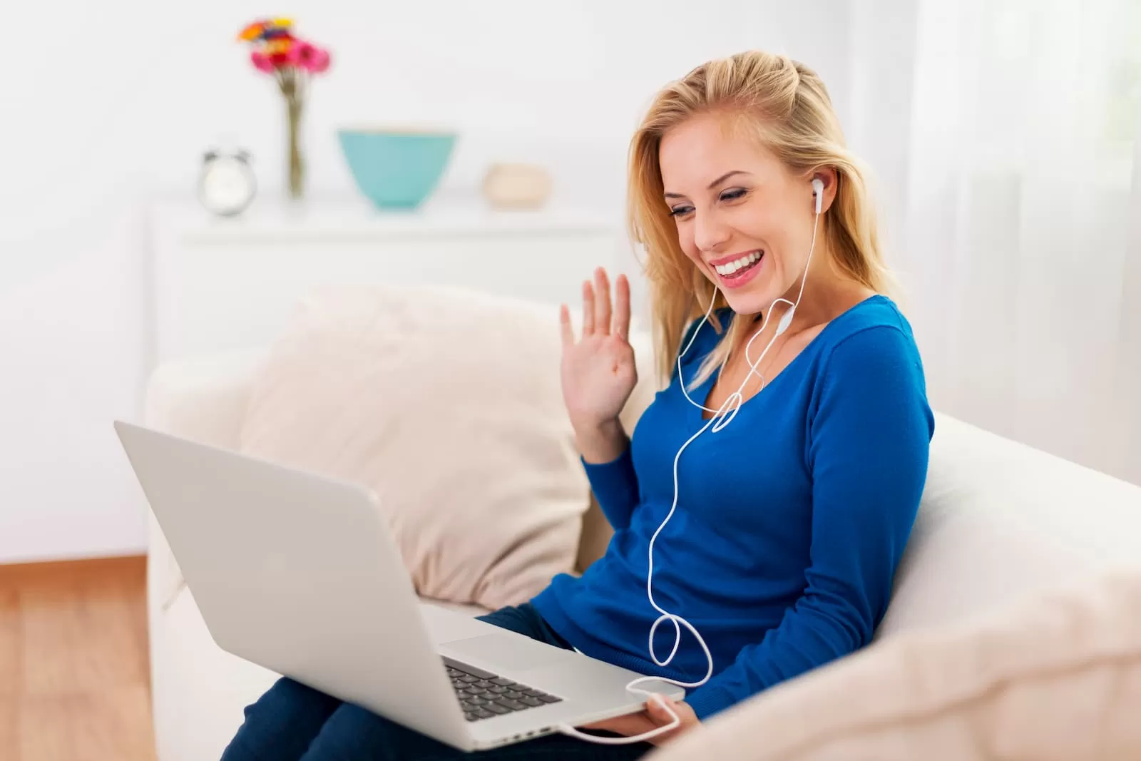 profesora joven clase particular online