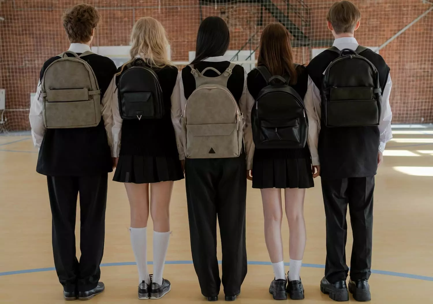 diferentes alumnos con diferente genero