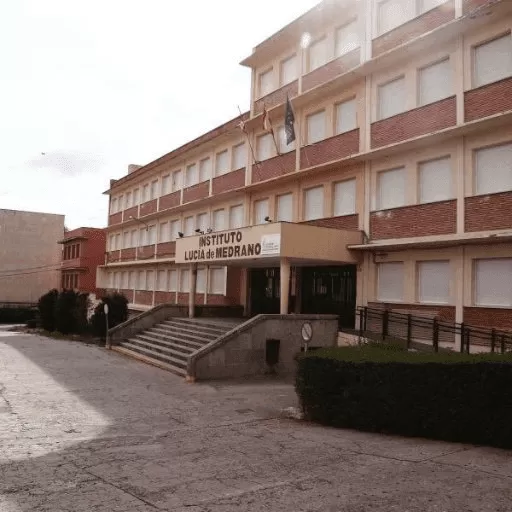 IES Lucía de Medrano logo